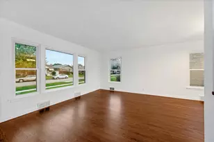 1517 N 21st Ave, Melrose Park, IL 60160 - Photo 8