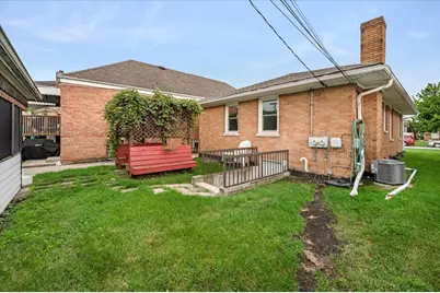 1517 N 21st Avenue, Melrose Park, IL 60160 - Photo 22