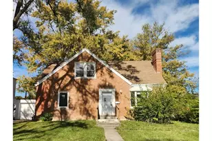 289 W 16th St, Chicago Heights, IL 60411 - Photo 1