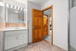 321 Hickory Ln, Schaumburg, IL 60193 - Photo 26