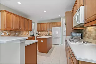 12801 Green Meadow Ave, Huntley, IL 60142 - Photo 4