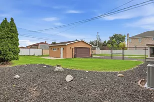 6225 Hawthorne St, Rosemont, IL 60018 - Photo 30