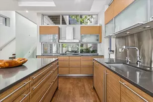 1842 N Wood St, Chicago, IL 60622 - Photo 16