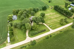 34066 Myelle Rd, Kingston, IL 60145 - Photo 32