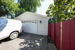 1534 Sequoia Ln, Darien, IL 60561 - Photo 22