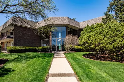 3N550 Crown Road #10, Elmhurst, IL 60126 - Photo 1