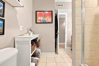 3N550 Crown Road #10, Elmhurst, IL 60126 - Photo 12