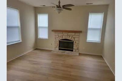 490 Dancer Lane, Oswego, IL 60543 - Photo 4