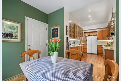 2920 N Lakewood Avenue #1, Chicago, IL 60657 - Photo 4