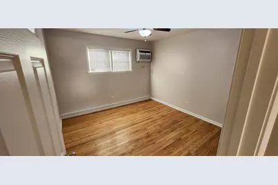 1113 Holiday Lane #6, Des Plaines, IL 60016 - Photo 4
