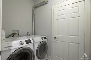 6438 W Dakin St, Chicago, IL 60634 - Photo 40