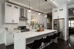 6438 W Dakin St, Chicago, IL 60634 - Photo 8