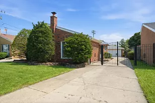 10519 S Pulaski Rd, Chicago, IL 60655 - Photo 1