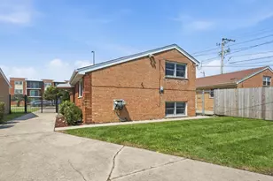 10519 S Pulaski Rd, Chicago, IL 60655 - Photo 14