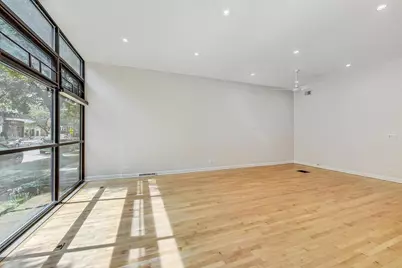 1642 W Bryn Mawr Avenue #1, Chicago, IL 60660 - Photo 2