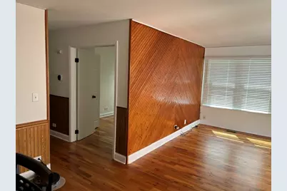1811 Jamestown Circle #1811, Hoffman Estates, IL 60169 - Photo 6