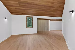 42 Royal Vale Dr, Oak Brook, IL 60523 - Photo 36
