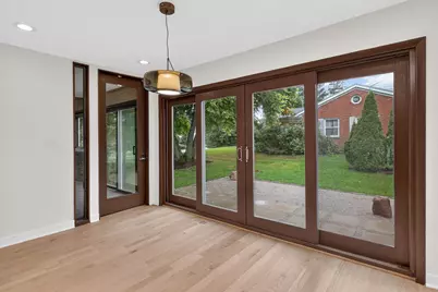 42 Royal Vale Drive, Oak Brook, IL 60523 - Photo 24