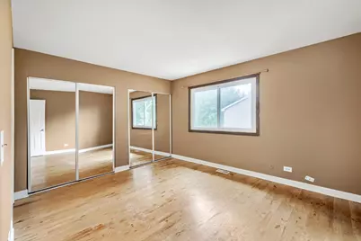 2165 Wildwood Court, Hanover Park, IL 60133 - Photo 10