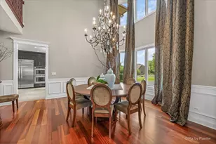 9N773 Old Mill court, Elgin, IL 60124 - Photo 8