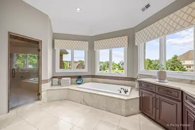 9N773 Old Mill Court, Elgin, IL 60124 - Photo 32