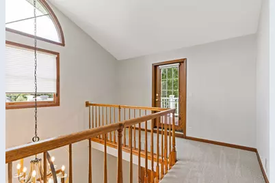 390 Grandview Avenue, Glen Ellyn, IL 60137 - Photo 8