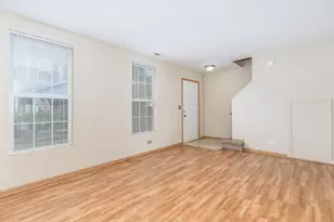 797 Serendipity Dr, Aurora, IL 60504 - Photo 2