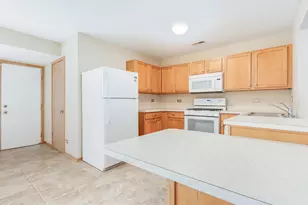 797 Serendipity Dr, Aurora, IL 60504 - Photo 4