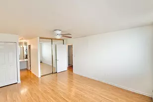 8801 W Golf Rd, Niles, IL 60714 - Photo 28