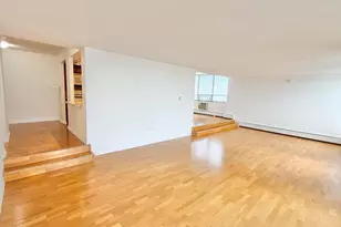 8801 W Golf Rd, Niles, IL 60714 - Photo 14