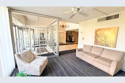 8801 W Golf Road #10B, Niles, IL 60714 - Photo 6