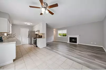 450 Valley Drive #101, Naperville, IL 60563 - Photo 4