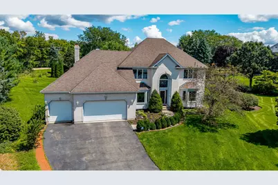 926 Edgewood Drive, Sugar Grove, IL 60554 - Photo 1