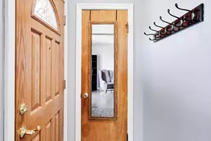 8221 S Troy St, Chicago, IL 60652 - Photo 4