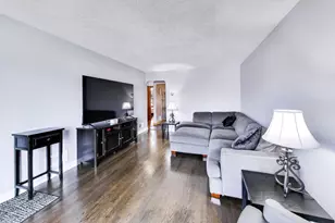 8221 S Troy St, Chicago, IL 60652 - Photo 6
