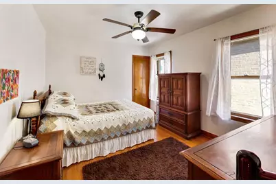 8221 S Troy Street, Chicago, IL 60652 - Photo 12
