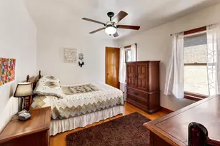 8221 S Troy St, Chicago, IL 60652 - Photo 12