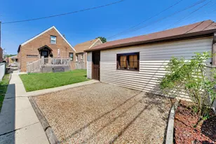 8221 S Troy St, Chicago, IL 60652 - Photo 32