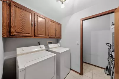 8001 W Courte Drive #411, Niles, IL 60714 - Photo 24