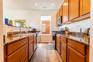 17 W 35th St, Chicago, IL 60616 - Photo 6