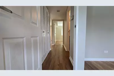 9388 Bay Colony Drive #2N, Des Plaines, IL 60016 - Photo 26