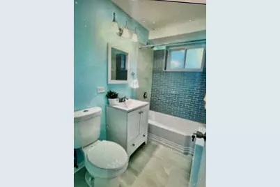 6146 N Damen Avenue #GH, Chicago, IL 60659 - Photo 8