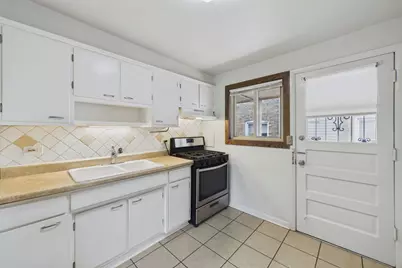 7019 N Ridge Boulevard #3B, Chicago, IL 60645 - Photo 14