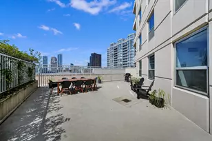 [Address not provided], Chicago, IL 60654 - Photo 16