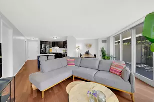 [Address not provided], Chicago, IL 60654 - Photo 6