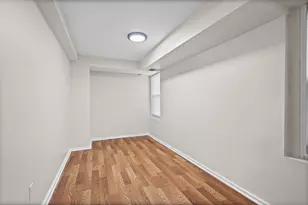 2710 W Fletcher St, Chicago, IL 60618 - Photo 8