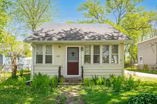 105 Edgewood Ave, Crystal Lake, IL 60014 - Photo 22