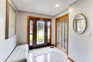 8751 Carlisle Ct, Darien, IL 60561 - Photo 8