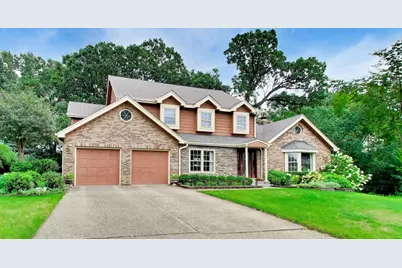 8751 Carlisle Court, Darien, IL 60561 - Photo 4