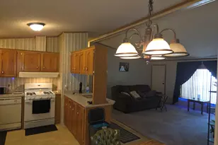 1071 Lake Terrace Rd, Elgin, IL 60123 - Photo 6
